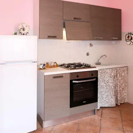 Poggi Dell'elmo 102s