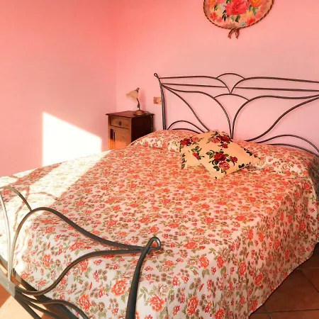 Poggi Dell'elmo 102s